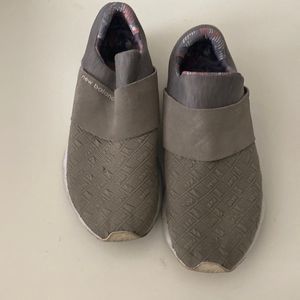 New balance slip on sneakers